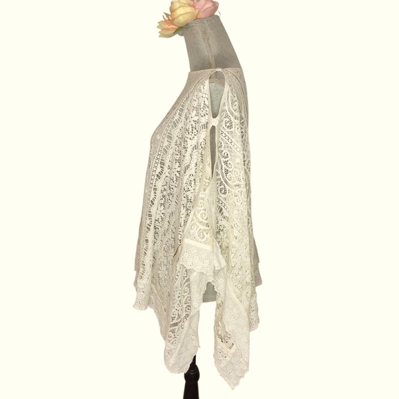 Collection Eighteen Off White Lace Boho Poncho Top OS - Picture 3 of 9
